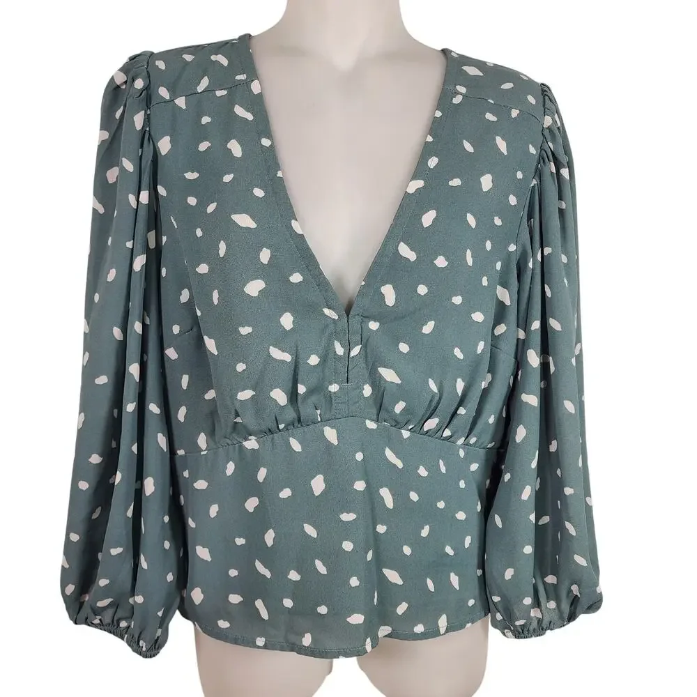 Abercrombie & Fitch Women’s Babydoll Top Green White Dots V Neck Smocking Medium